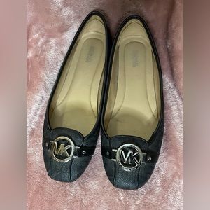 Michael,Kors Logo flat size 9.5 like new!